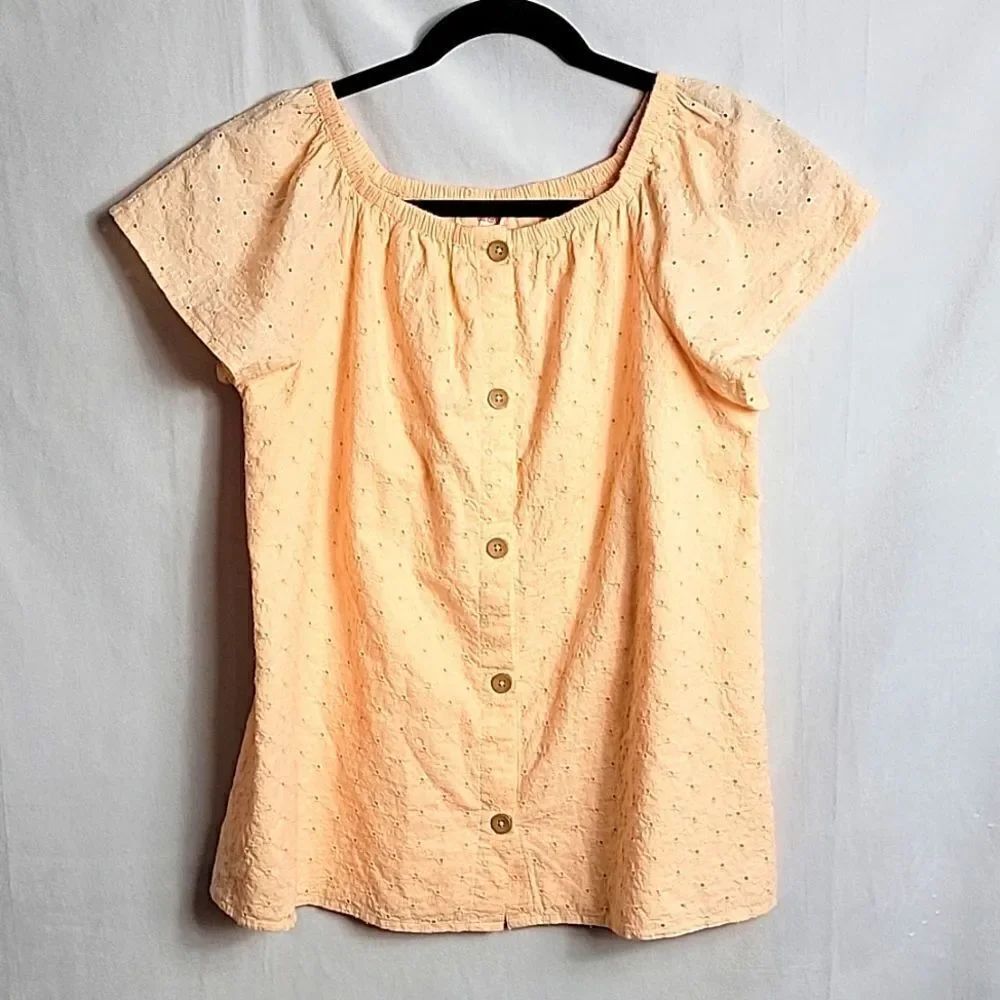 🖤5/$20🖤 CAT & JACK.. peach colored top..